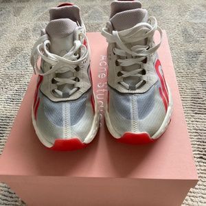 Acne Studios Buzz Sneaker